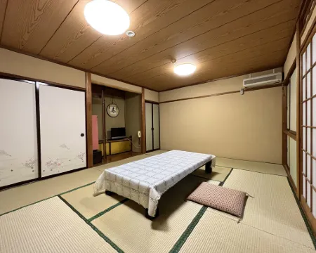 New Asahi Hotel a Minamichita