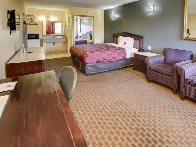 Econo Lodge at Military Circle Hotels in Norfolk