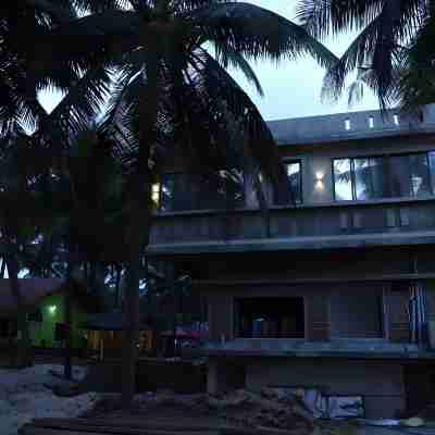 Babla Beach House Hotel Exterior