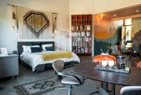 Spacious Artist Loft  in Tehachapi
