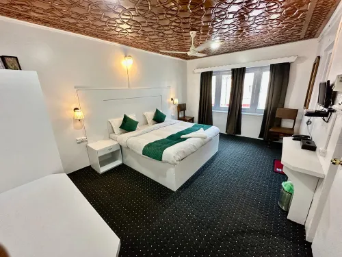 Hotel Humza
