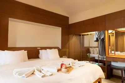 Country Lakeview Hotels near Banharn-Jamsai Tower