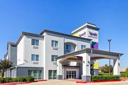 Spark by Hilton Pearland Отели в г. Перлэнд