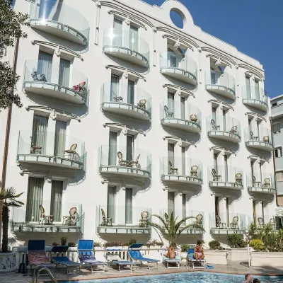 Hotel Ambassador Hotel dekat Pusat Marina Rimini