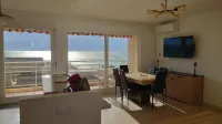 Sea view apartment 80m2