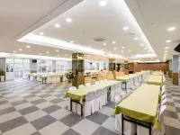 Seogwipo Worldcup Resort Hotels near Seri World