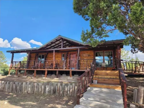 Oliver Lee cabin