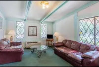 Sunrise inn