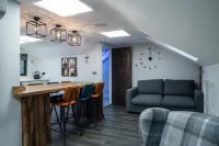 Chestnut Retreat a Stunning Annex Apartment Hotels in Dewsbury