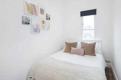 Beautiful Flat Near the Center 11 Min by Tube Hôtels à : Londres