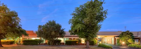 Top of the Town Motel & Apartments