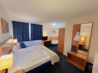 Elbbrücken Hotel Отели рядом с достопримечательностью «Школа Булленхузер Дамм»