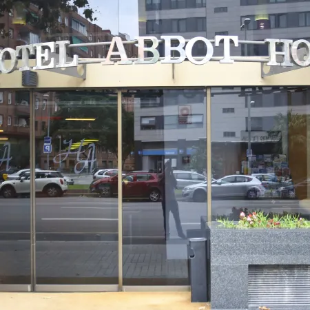 Hotel Abbot Отели рядом с достопримечательностью «Готический квартал»