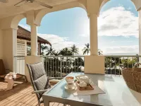 Sea Change Beachfront Apartments Hotels in Trinity Beach