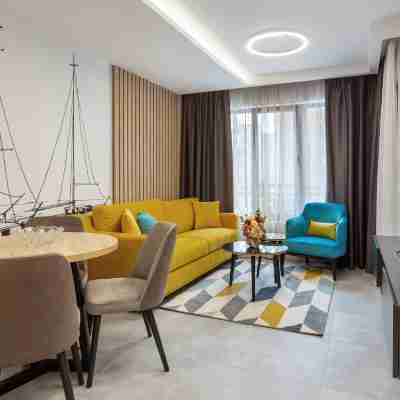 Inter Holiday Apartments Rooms