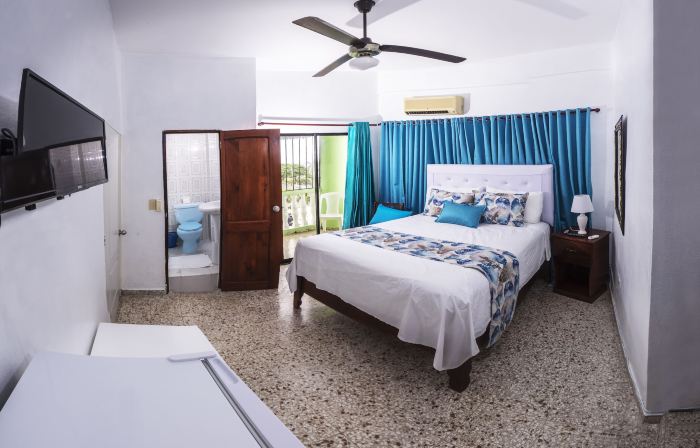 B&M Setup Hotels
