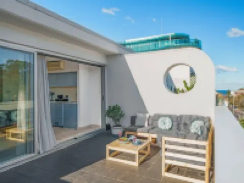 XQ Collection la Casa de Frida - Modern Studio with Balcony