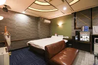 HOTEL LOCOZ MAUI Hotels in Honjō