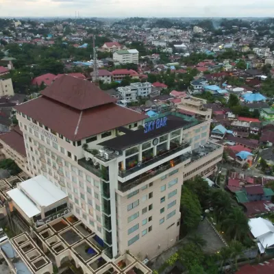 Gran Senyiur Hotel Hotels near Bekapai Park