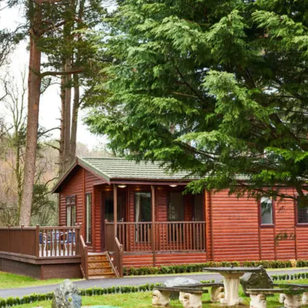 Loch Kinord Hotel