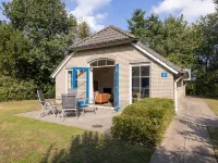 Bungalow in Twente's Peaceful Countryside Hotels in Wierden