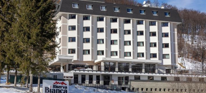 Riserva Bianca Limone Hotel&SPA Отели в г. Кунео