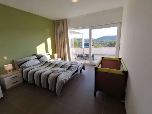 Apartment by the Beach in Dalmatia Bilice 호텔
