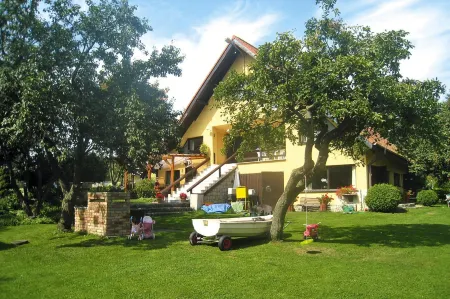 Holiday Home in Sulomino with Private Beach Отели в г. Волин