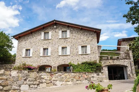 La Rasora B&B Отели в г. Felegara