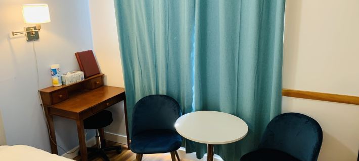 A Small Hotel Room for Mountain Lovers Hotels in Canmore