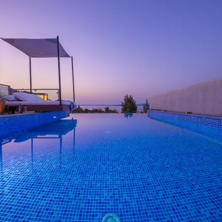 Villa d'Oro - Luxury Villas & Suites