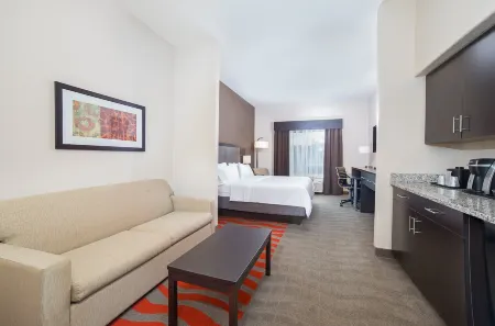 Holiday Inn Express & Suites Glasgow Отели в г. Lucas