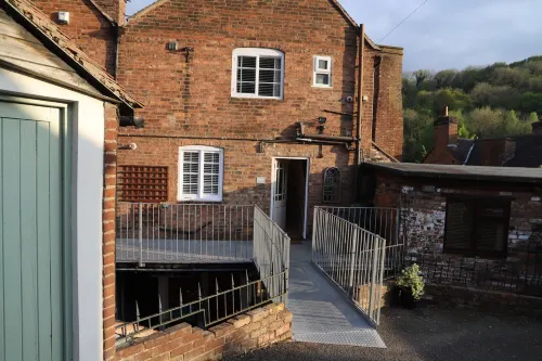 Bridgeside Rooms Hotels in Ironbridge