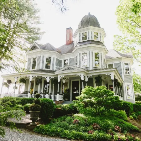 Biltmore Village Inn B&B