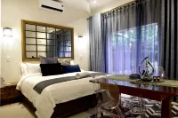 Five O'Clock Zen Boutique Guest House Hotels in Centurion