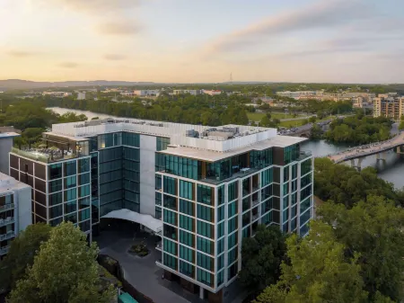 The Loren Hotel Austin Отели рядом с достопримечательностью «Университет Техас в Остин»