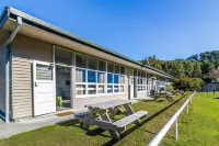Motutere Bay Top 10 Holiday Park Hotels in Motuoapa