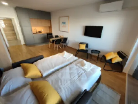 Burger Bar - Bed & Breakfast Rezidenca Pipanova