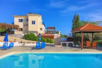 Villa Ira Finiki - Vila