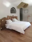 Chambres d'hôtes de la Pilatière Hôtels à : Le Vigeant