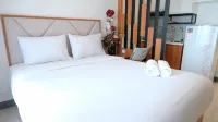 Calm Studio at Supermall Mansion Apartment Benson Tower - 2-Star
