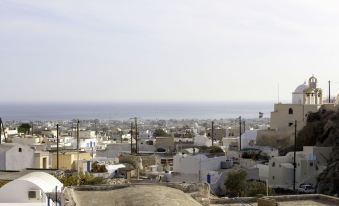 Black Rock Traditional Rooms