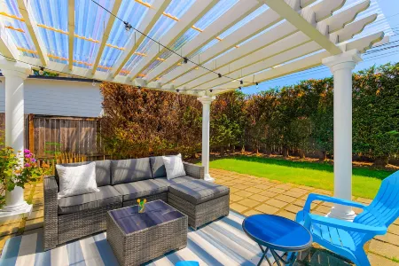 Bodur's Nest Whispering Garden