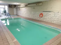 Riverland Inn & Suites - Pools