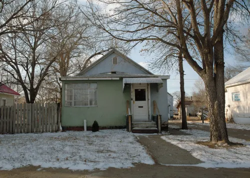 East Side Motel & Cabins