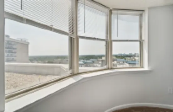 帶健身房和泳池的2卧豪華城市套房