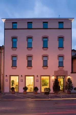 Hotel Della Porta Отели в г. Santarcangelo di Romagna