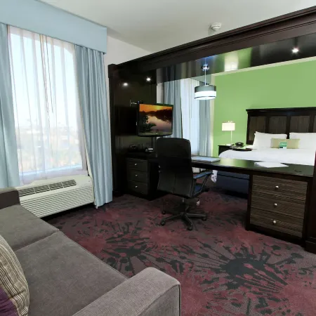 Hampton Inn & Suites Winnie