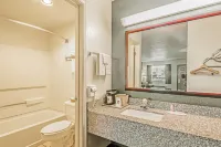 Hill Country Inn & Suites - New Braunfels / Gruene Hotels in Comal County