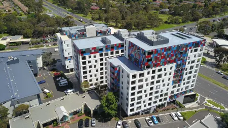 Melbourne Knox Central Apartment Hotel Official Отели в г. Фернтри Галли